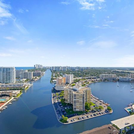 Hallandale Sky Water View Hallandale Beach Esterno foto