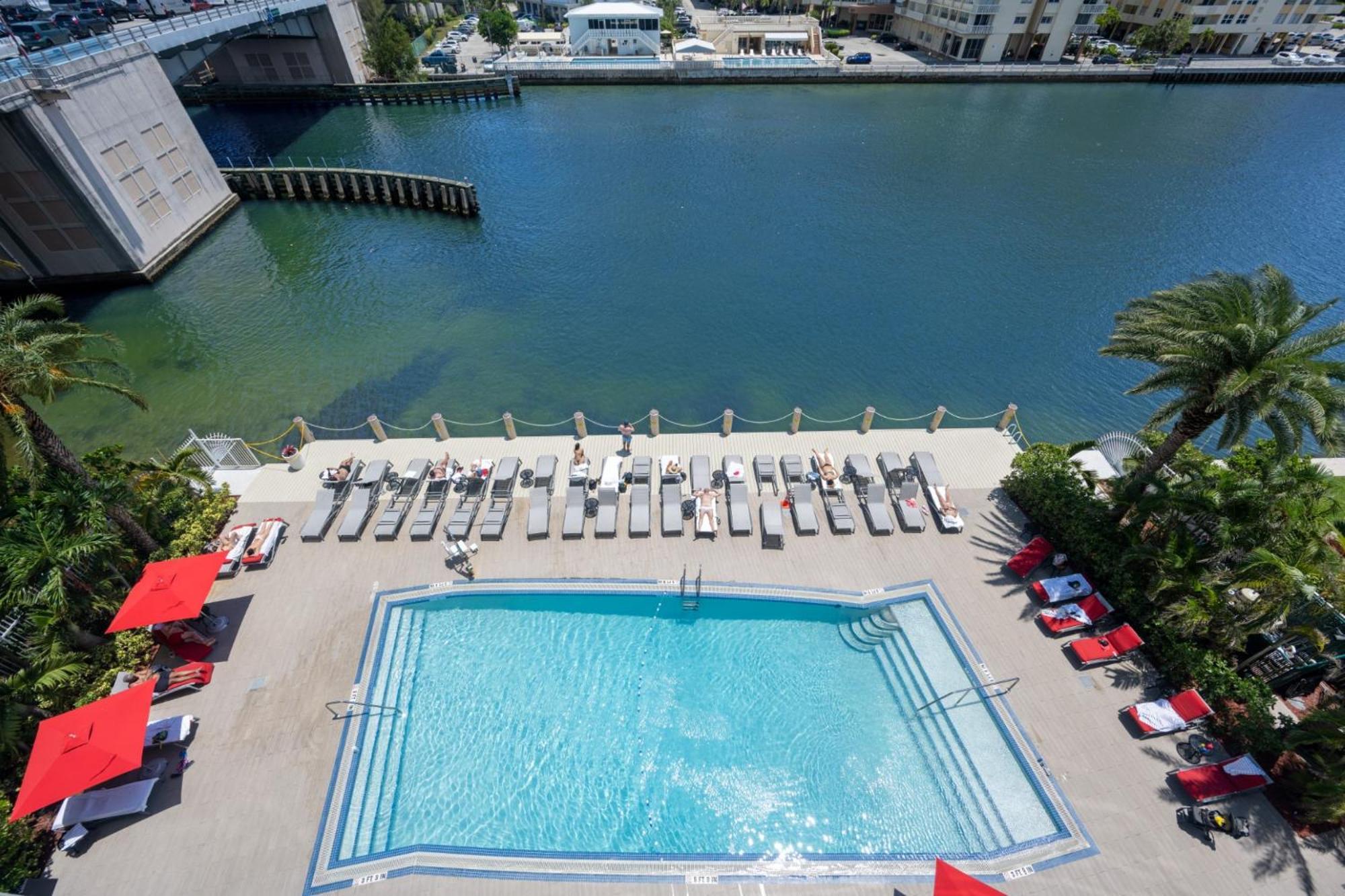 Hallandale Sky Water View Hallandale Beach Esterno foto